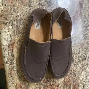 Olukai Puhalu Canvas Slip-Ons